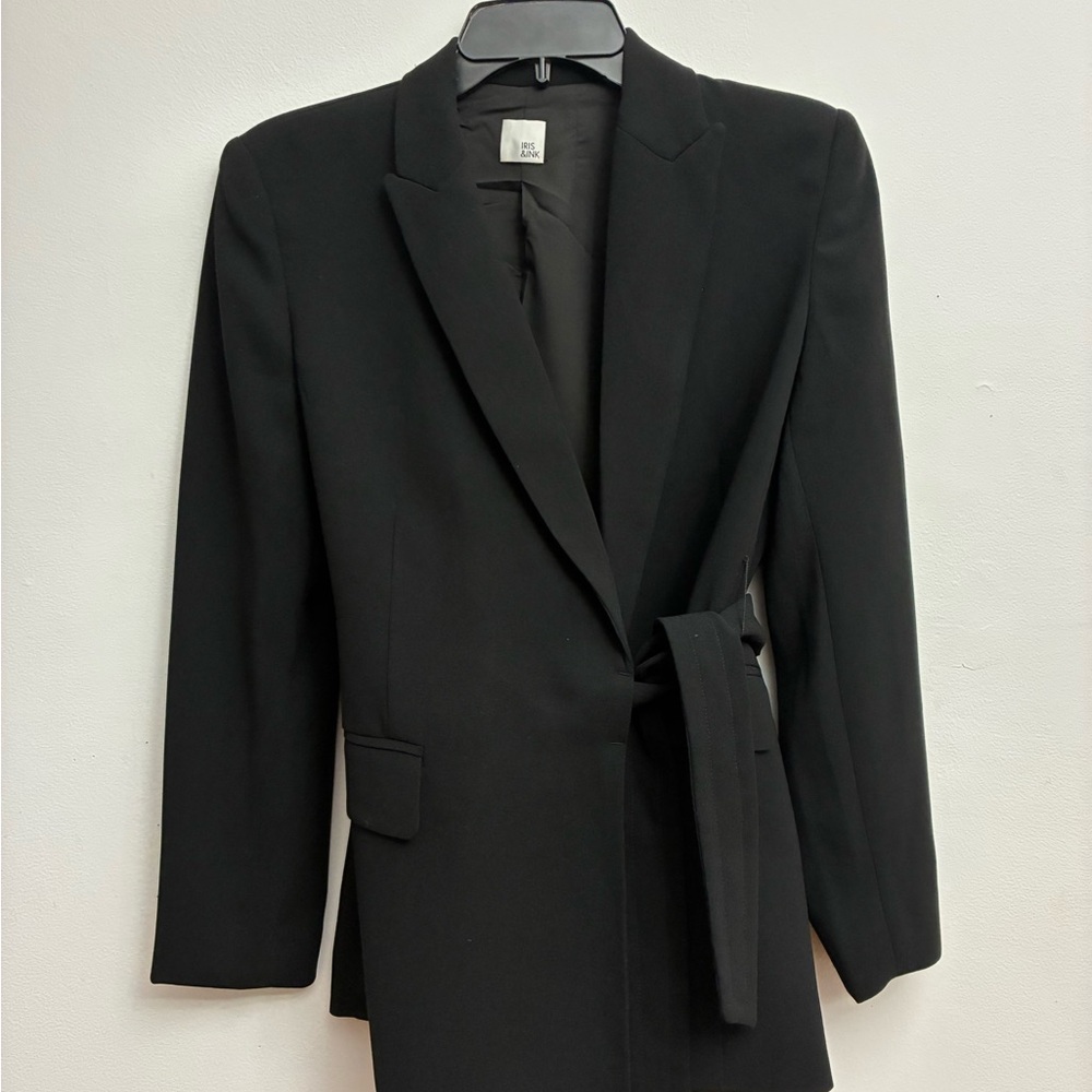 Elegant Black Blazer with Belt